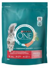 Сухой корм Purina ONE для стерилизованных кошек и кастрированных котов с лососем, 200 г