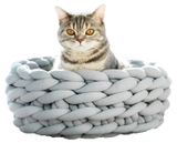 Изображение товара Лежанка для кошек с бортиком вязаная серая, 45х45 см