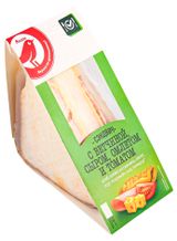 Изображение товара Сэндвич АШАН Красная птица с ветчиной, сыром, омлетом и томатами, 170 г