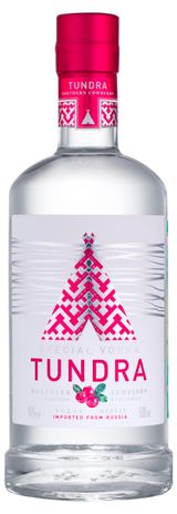 Изображение товара Водка Tundra Northern Cowberry Россия, 0,5 л
