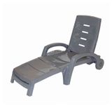 Изображение товара Шезлонг Garden Star пластиковый складной на колесах серый, 186х76,5х88 см