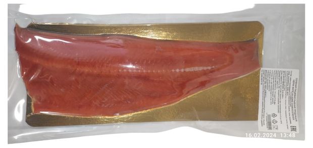 Нерка слабосоленая филе на коже вес 2300₽