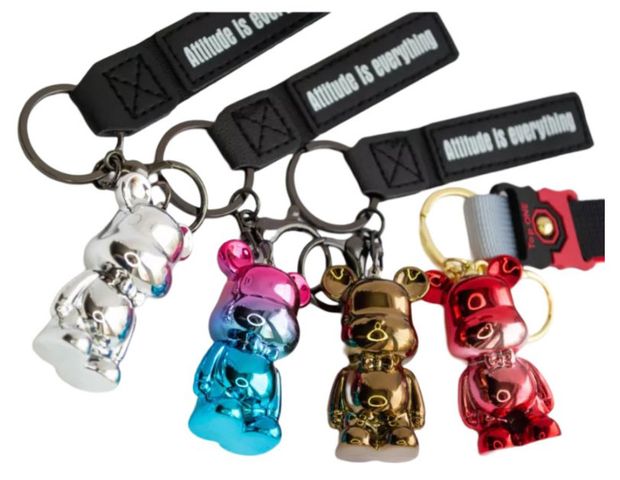 Брелок BALL MASQUERADE Ультрамишка в ассортименте 200₽