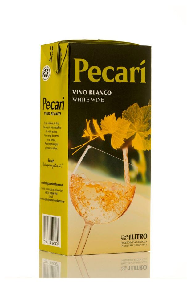 Вино Pecari белое полусухое Аргентина, 1 л