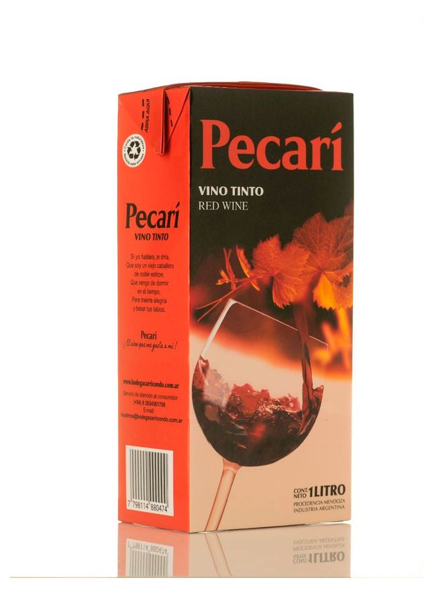 Вино Pecari красное полусухое Аргентина, 1 л