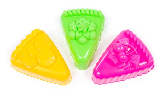 Формочки для игры в песочнице НОРДПЛАСТ пирожные, 3 шт