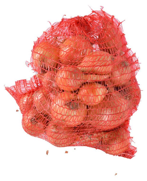 Социальный товар Лук репчатый 1 упаковка 15 кг 38₽