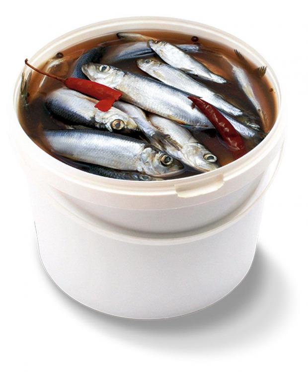 Салака «КАПИТАН» неразделанная в пряно-солевой заливке, вес