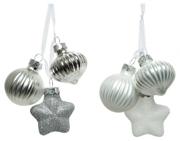

Набор стеклянных игрушек Decoris серебристый, 3 шт