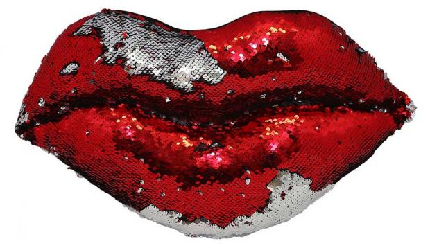 Декоратная подушка Губы с двусторонними пайетками 42х26 см 389₽