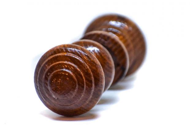 Ручка дверная темное дерево 2 шт 101₽