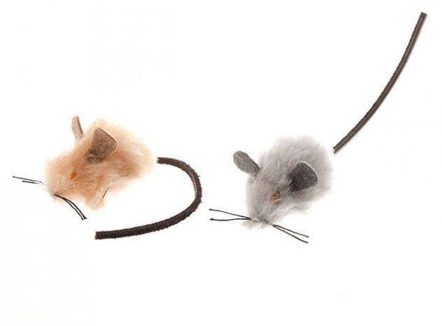 Игрушка для кошек Зооник мышь меховая 45 см 54₽