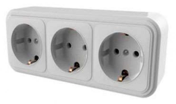 

Розетка Duwi 26415 цвет слоновая кость 3 гнезда