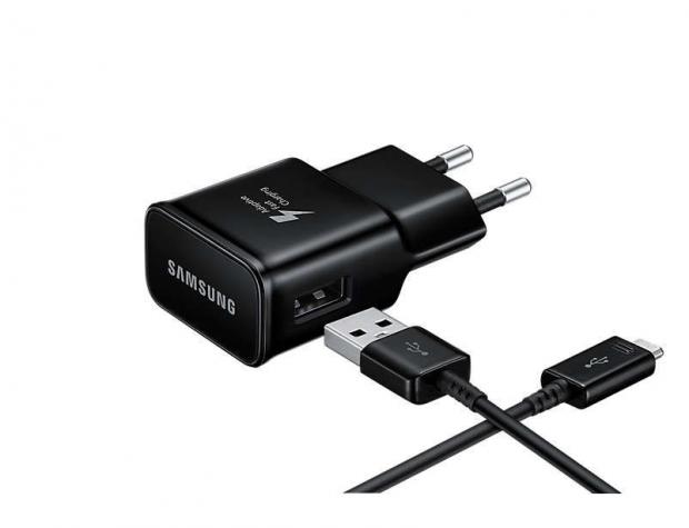 

Сетевое зарядное устройство Samsung EP-TA20EBECGRU Type C черное