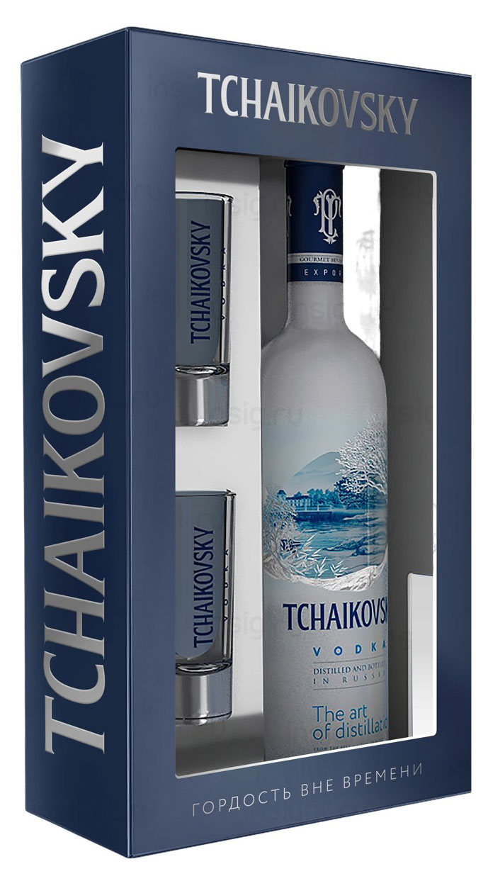 

Водка Tchaikovsky с 2 стопками в подарочной упаковке Россия, 0,7 л