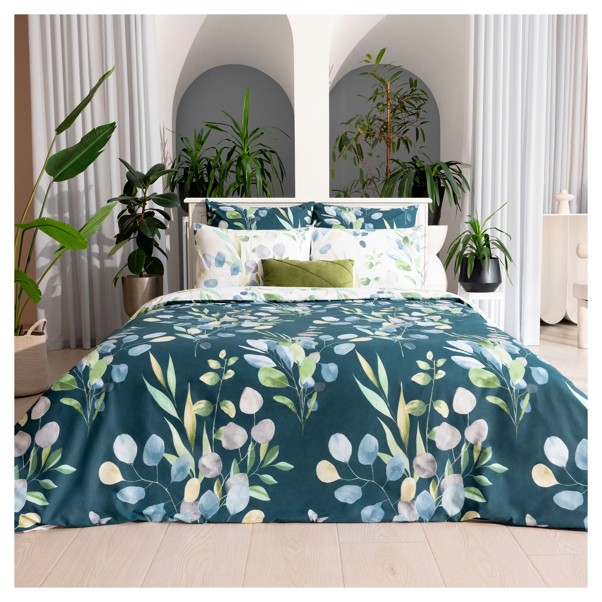 https://www.auchan.ru/files/original/34512102