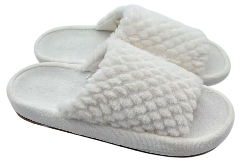 

Тапочки женские InExtenso с открытым носом белые