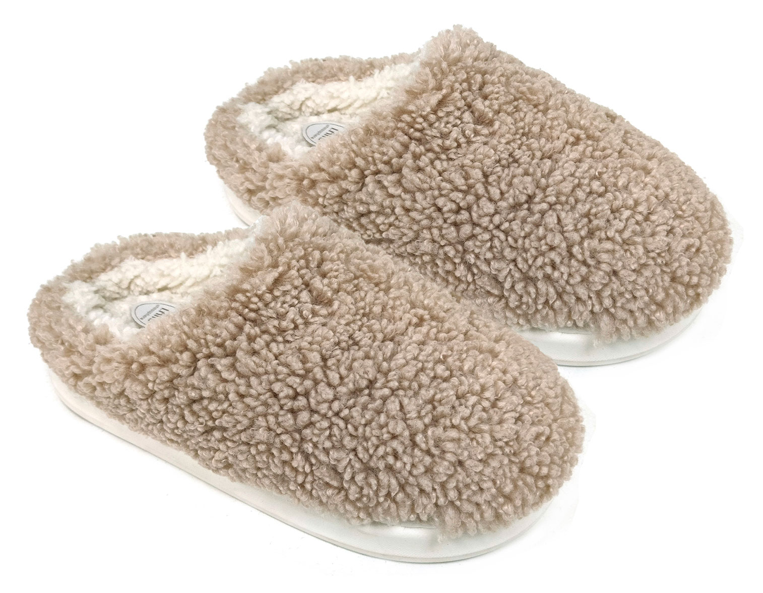 

Тапочки женские LuckyLand закрытый нос бежевый, р. 40/41