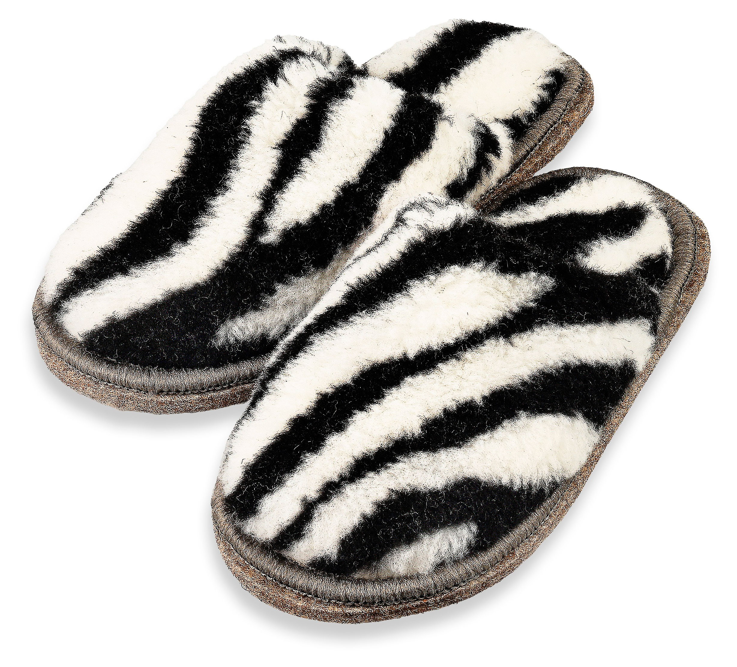 

Тапочки женские InExtenso Зебра с закрытым носом бело-черные, р. 38-39/40-41