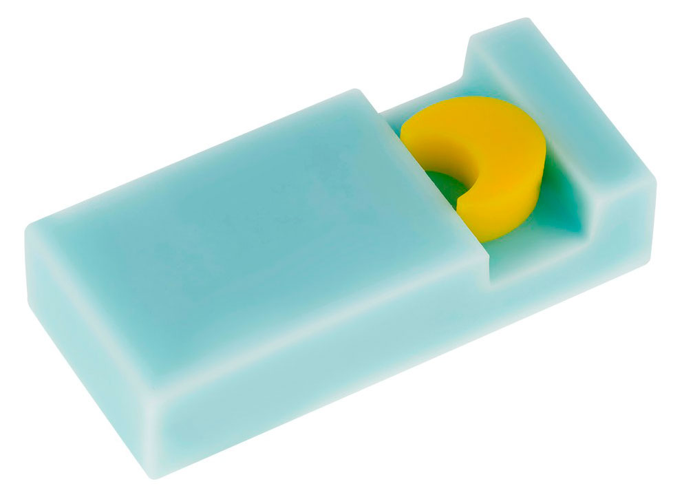 https://www.auchan.ru/files/original/37739344