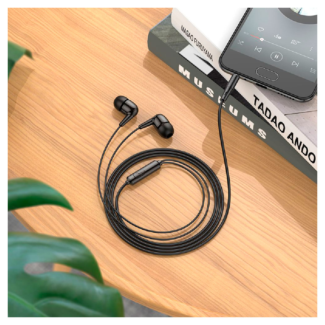 https://www.auchan.ru/files/original/37740376
