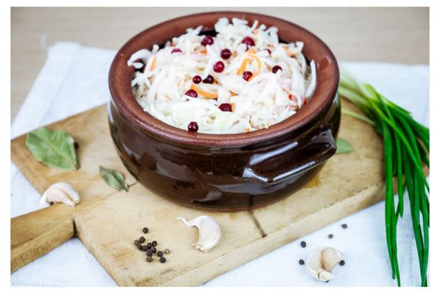 Капуста квашеная Алые Паруса с клюквой, 500 г