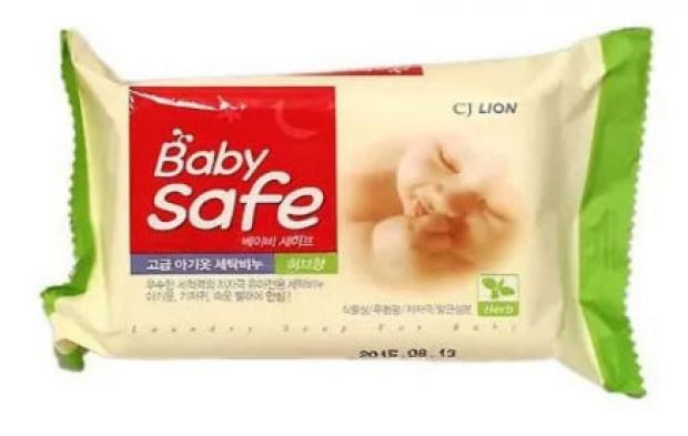 Мыло для стирки детских вещей CJ Lion Baby Safe с ароматом восточных трав, 190 г