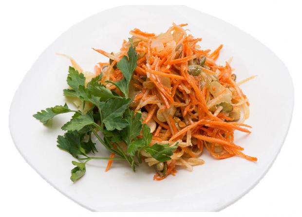Салат Из моркови с грибами Мировой закусон, 300 г