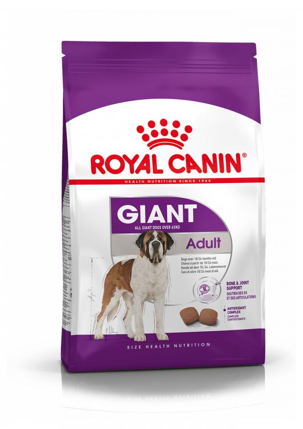 цена Сухой корм для взрослых очень крупных собак Royal Canin Giant Adult, 15 кг