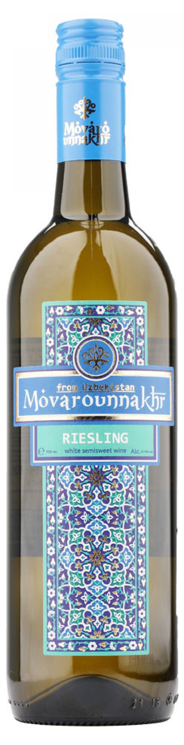 Вино столовое Movarounnakhr Riesling белое полусладкое Россия, 0,7 л